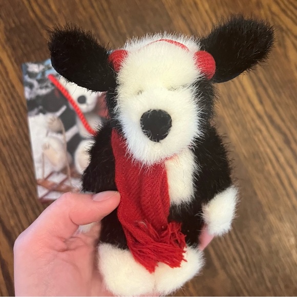 Bonds Dog with Red Scarf & Bag - Picture 3 of 5